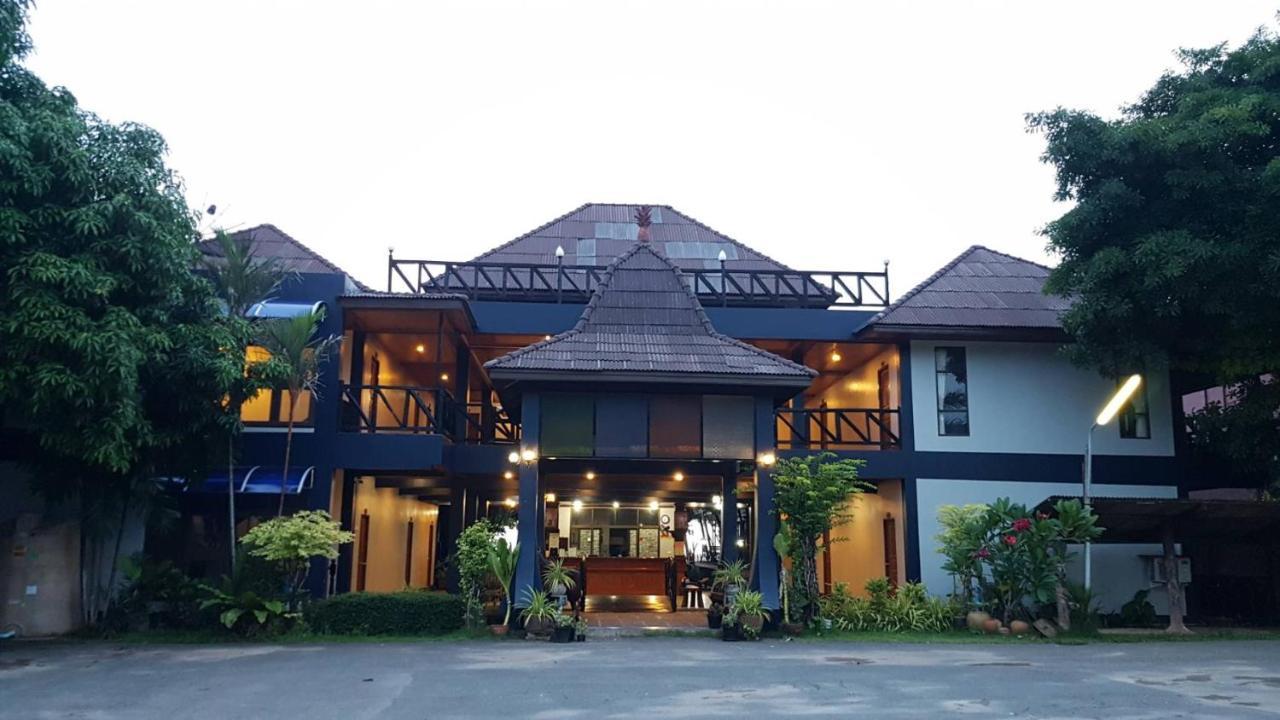 Smile Beach Boutique Resort Chao Lao Beach Exterior photo